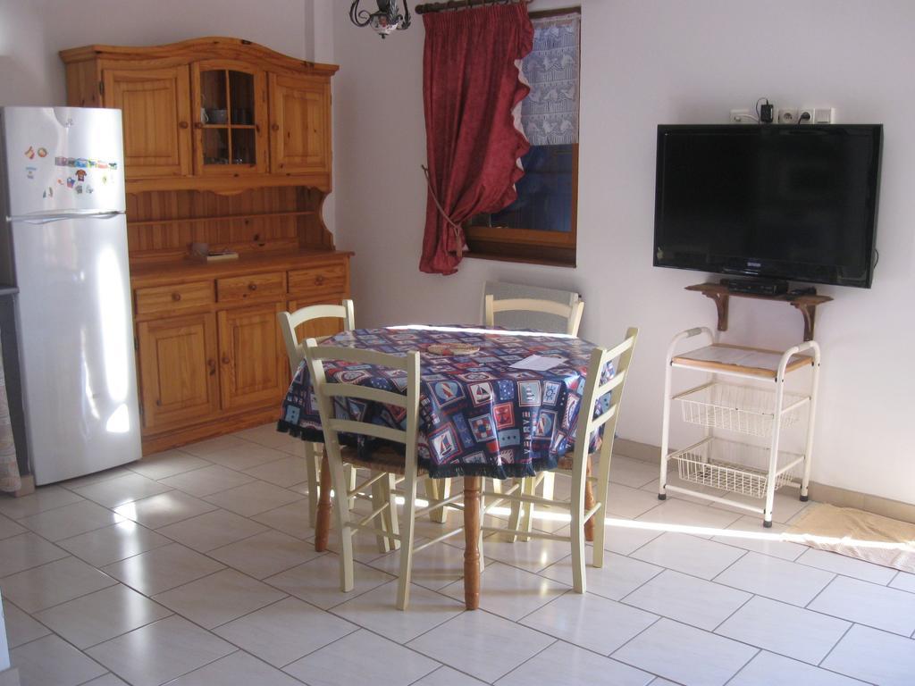 Les Genets Valderois Villa Valderies Buitenkant foto